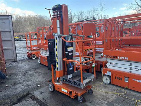 Floor Polisher Rentals | Buffers for Tile, VCT, Concrete & Hard Floors