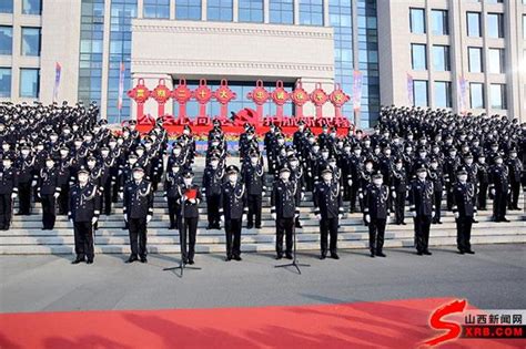 庆祝中国人民警察节 太原公安配发警用装备|中国人民警察警歌|无人机|公安_新浪新闻