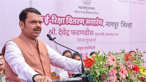 Stocks to buy or sell: Dharmesh Shah of ICICI Securities suggests ...