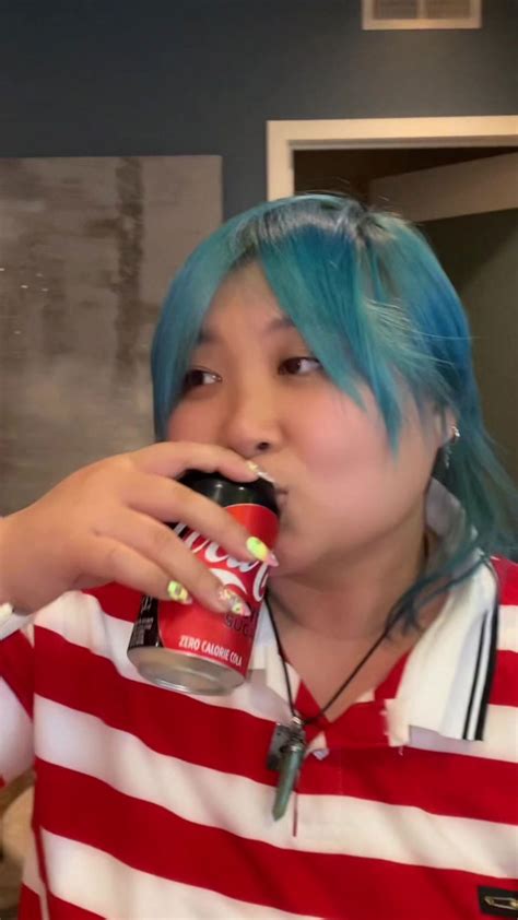 Hack for opening soda without using your fingers