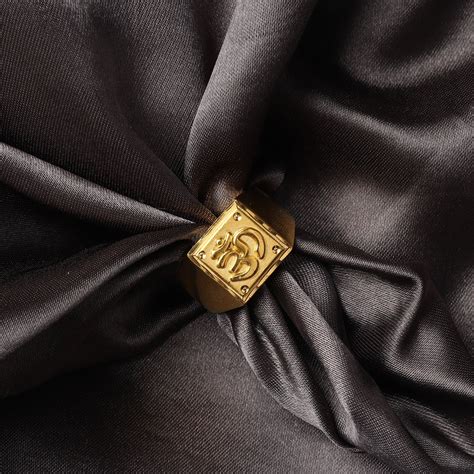 Divine Gold Plated Mahadev OM Ring | Dinine Hindu – Divine Hindu