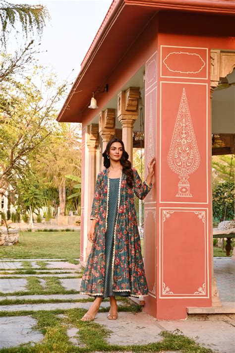 Dresses – Karaj Jaipur
