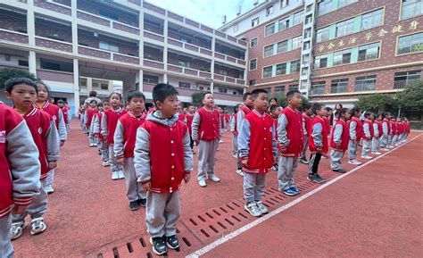 南昌外国语高新学校举办趣味亲子运动会
