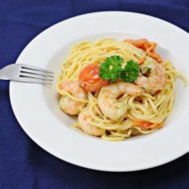 Gordon Ramsay's Prawn Pasta   Prawn pasta, White sauce  