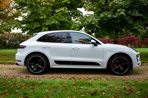 2017 PORSCHE MACAN GTS