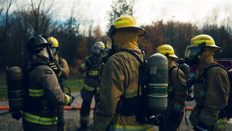 Firefighter Salary in Ontario | Pay, Benefits & Career Guide