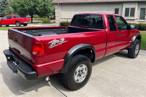 Almost-New 2003 Chevy S-10 ZR2 Up For Sale
