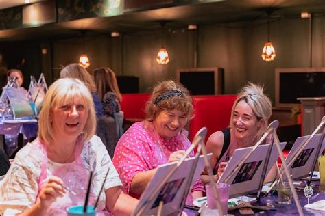 Pub Painting - Yates Doncaster - Under the Sea, Yates Doncaster, 16 ...