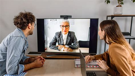 Where to Find the Best Business Communication Solutions for Your Team