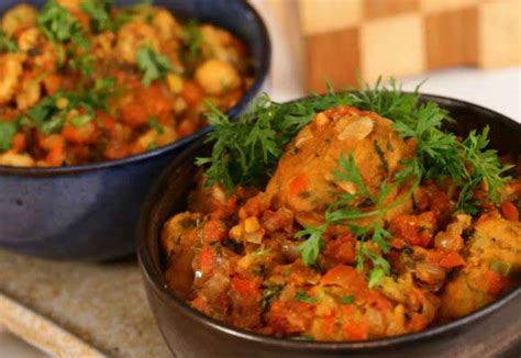 Pakora & Makhana Bhaaji From A Sindhi Kitchen
