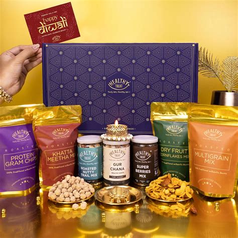 Healthy Treat Diwali Signature Gift Hamper | Roasted Snacks Gift Box ...