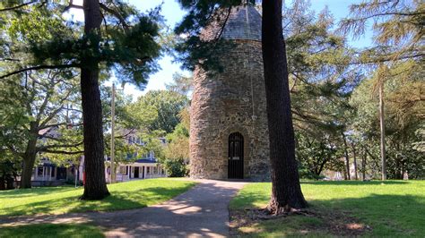 Powderhouse Park in Somerville, MA: Plan Your Next Trip - Urbnparks.com