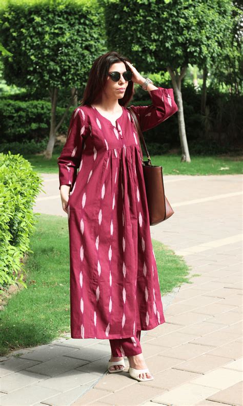 Cotton Wine Ikkat Pleated Co-ord – Baareeki