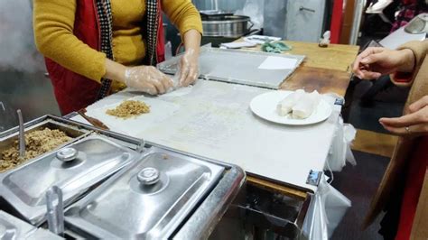 广东揭阳棉湖镇小吃，糯米饭饺面汤，芋泥冰配炸串，阿星吃无米粿 - 哔哩哔哩