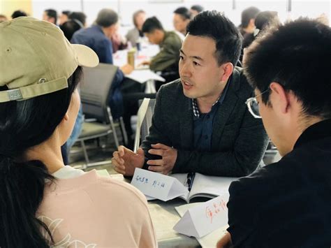 辅导员科研工作坊（室）召开2019年春季学期工作会议-欢迎访问云南大学学生工作部