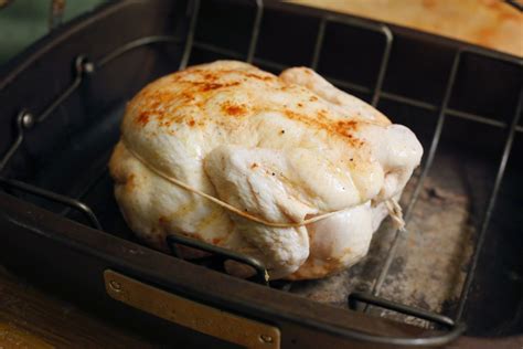 How to Cook Rotisserie Chicken in a Conventional Oven | 2bstronger.com