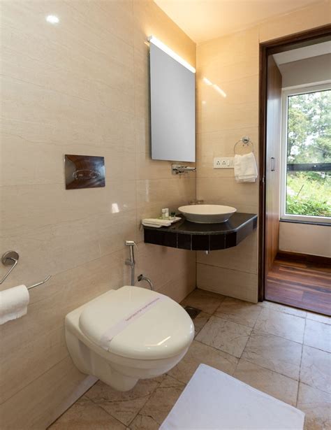 Best Hotel in Haridwar Near Holy Ganga | Hotel Adhiraja Palace Haridwar