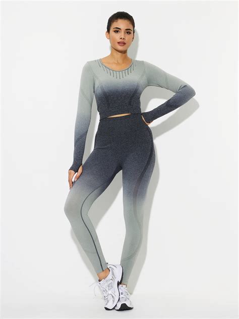 Color Block Sport Set | Savana | Bestsellers