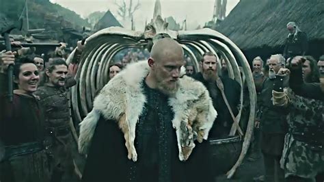 Rezultat imagine pentru Tool Invincible Front-Row