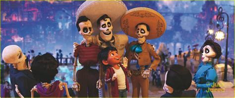 Coco Movie Clips 的图像结果