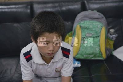 一路受帮助13岁男孩来温寻母 但母亲似乎避而不见_社会_温州网