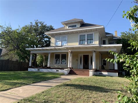 Studio art entry review portfolios : r/unt