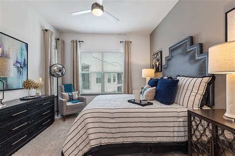 Gallery - Jewel on Landmark