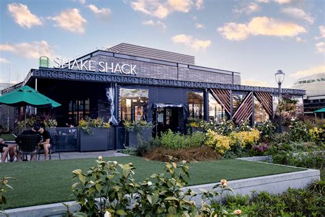 Shake Shack University Village — Shugart Wasse Workshop