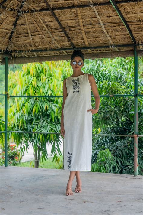 South Cotton Black on White Dress – Premium Comfort & Timeless Look