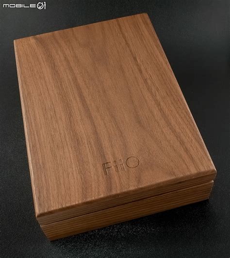 【北極熊開箱】旗艦級音樂饗宴- FiiO M15 - Mobile01