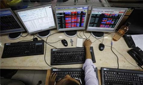Sensex gains over 200 points, Nifty50 crosses 18,100 amid mixed global ...