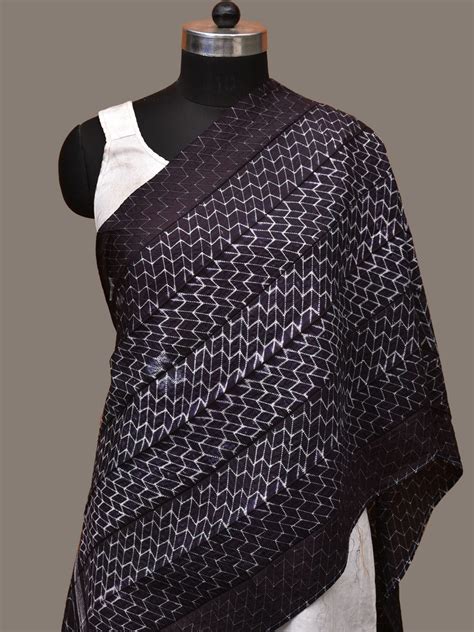Black Shibori Silk Handloom Stole with Zig-Zag Design ds3157 – Uppada