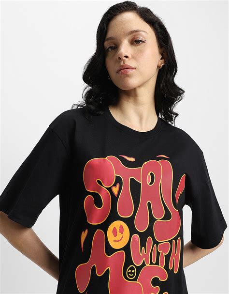Stay With Me Black Oversized Typographic T-Shirt – Juneberry