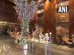 Owners of banquet halls, band businesses stare at losses due to COVID ...