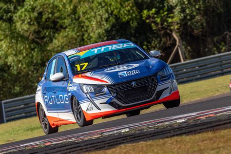 Turismo Nacional: Victor Manzini comemora aniversário de 18 anos ...