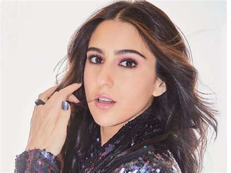 4 Lightweight Foundations That Are Great For The Summer | Femina.in