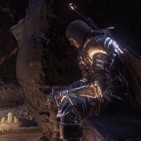 Estus Shard Ds3 Just Started My First Playthrough Of Dark Souls 3