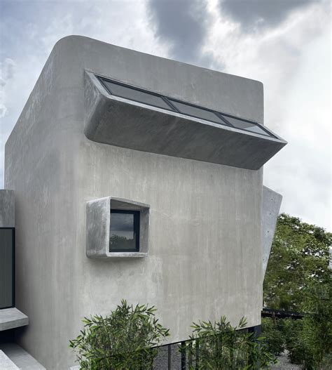 Photo 20 of 34 in Resort Home by O2 Design Atelier Sdn. Bhd. / Choo Poo ...