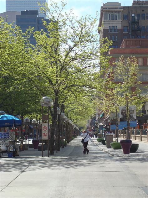 16th-Street-Mall-Denver-view-across-Arapahoe_credit_Penn-State-University-Library.jpg (1536×2048 ...