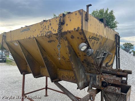 Highway Equipment Company 510-10 spreader in Centralia, MO | Item ...