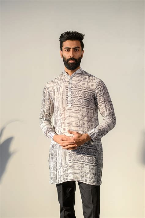 Rustic Boho White Silk Ganganagry Kurta For Men – QB - QUINTESSENTIAL ...