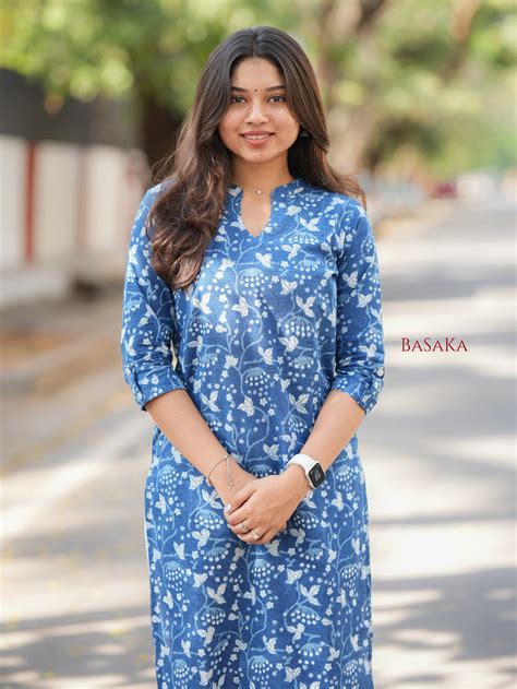 Indigo Jaal Floral Block Printed COTTON Kurta – BaSaKa