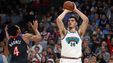 Grizzlies news: Zach Edey praised by Taylor Jenkins after latest game