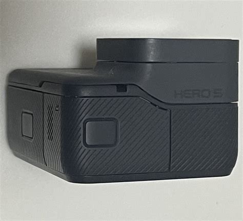 Yahoo!オークション - Go Pro HERO 5 カメラ Black バッテリー2本 充電...