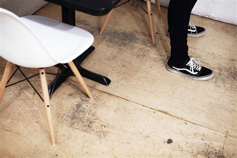 How To Fix Squeaky Floors Upstairs - quietninjas.com