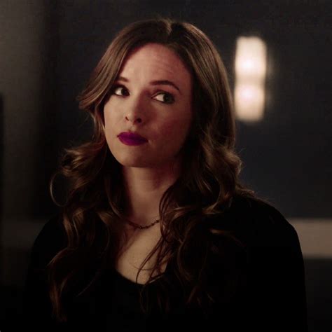 Caitlin snow – Artofit