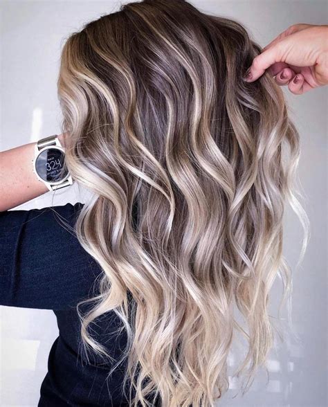 50 Best Blonde Highlights Ideas for a Chic Makeover in 2022 - Hair Adviser