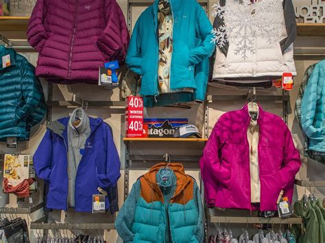 ALGONQUIN OUTFITTERS OUTDOOR ADVENTURE STORE - All You Need to Know ...