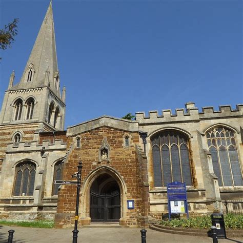 Santa Pod Raceway (Wellingborough) - 2022 What to Know Before You Go ...