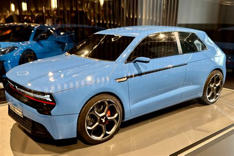 An unlikely star of Die Hard is making a comeback | The Independent